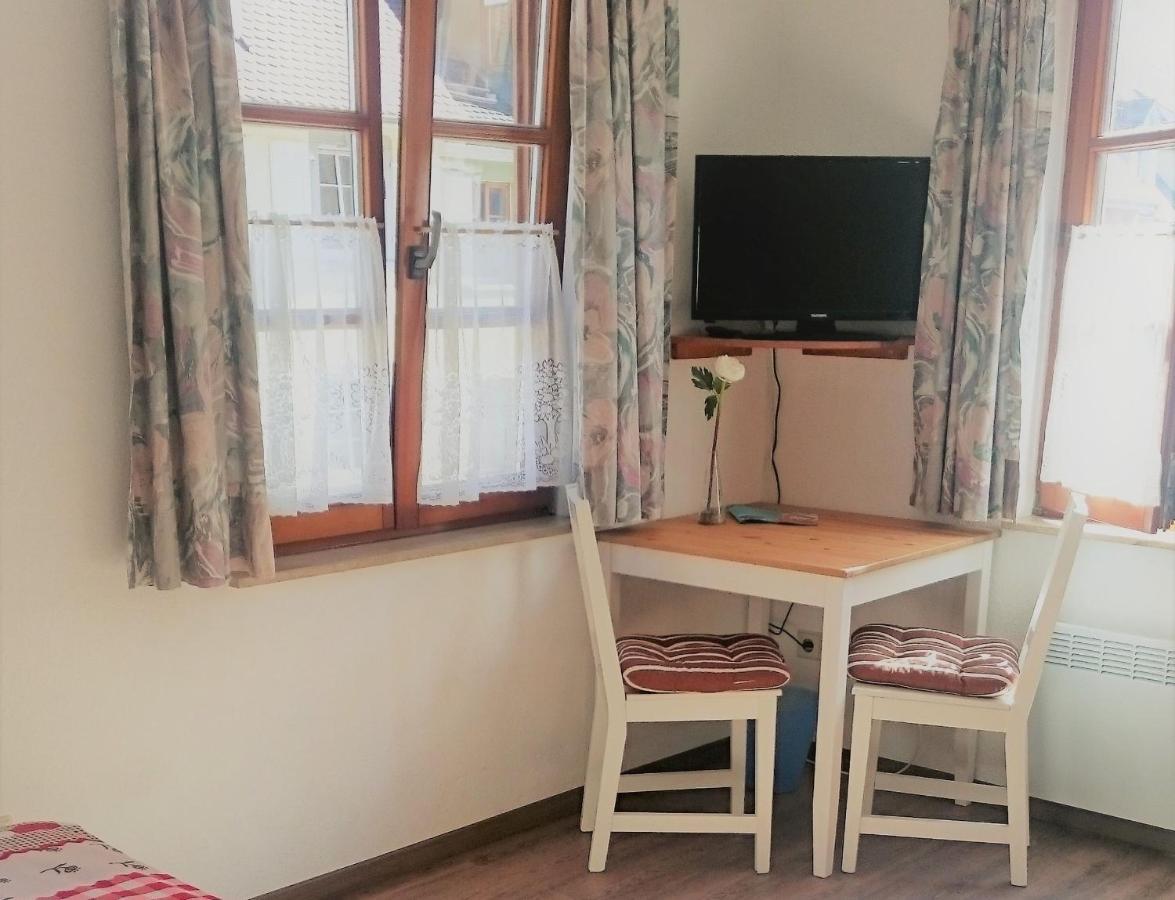Pension Ins Fischernetz - Maentele Hotel Meersburg Ngoại thất bức ảnh