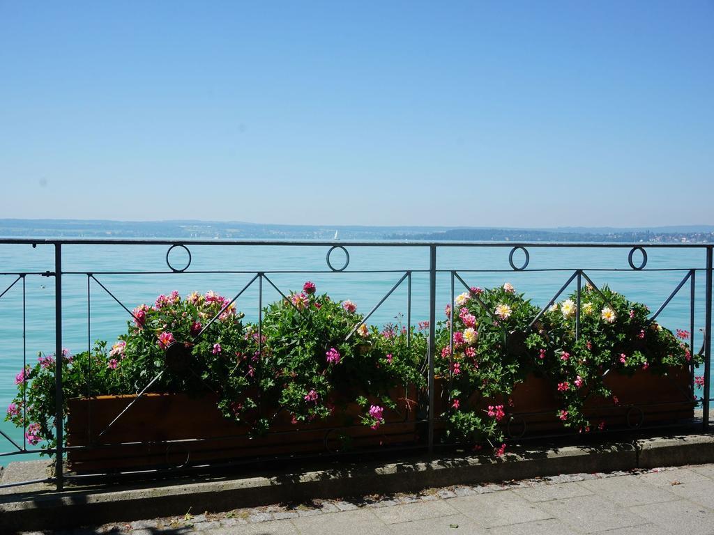 Pension Ins Fischernetz - Maentele Hotel Meersburg Ngoại thất bức ảnh